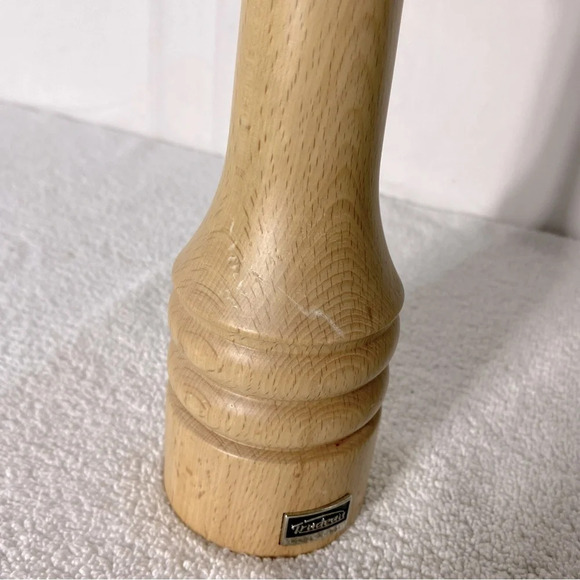 Vintage Trudeau 12” Blonde Wood Pepper  Grinder Pepper Mill - Picture 7 of 13